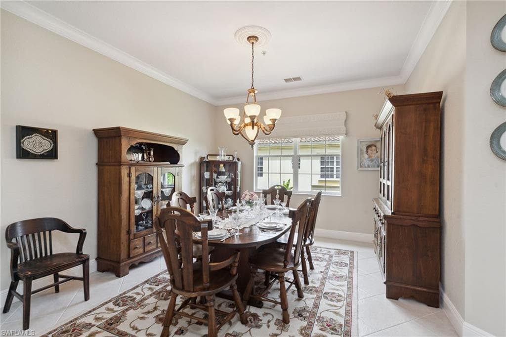 3755 Montreux Ln 201, Naples, FL 34114-15