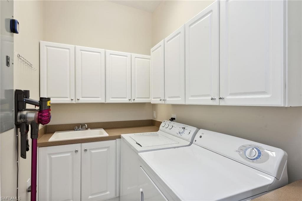 3755 Montreux Ln 201, Naples, FL 34114-26