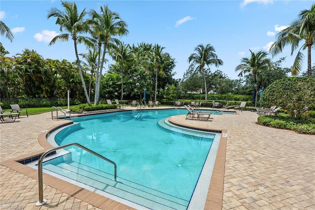 3755 Montreux Ln 201, Naples, FL 34114-34