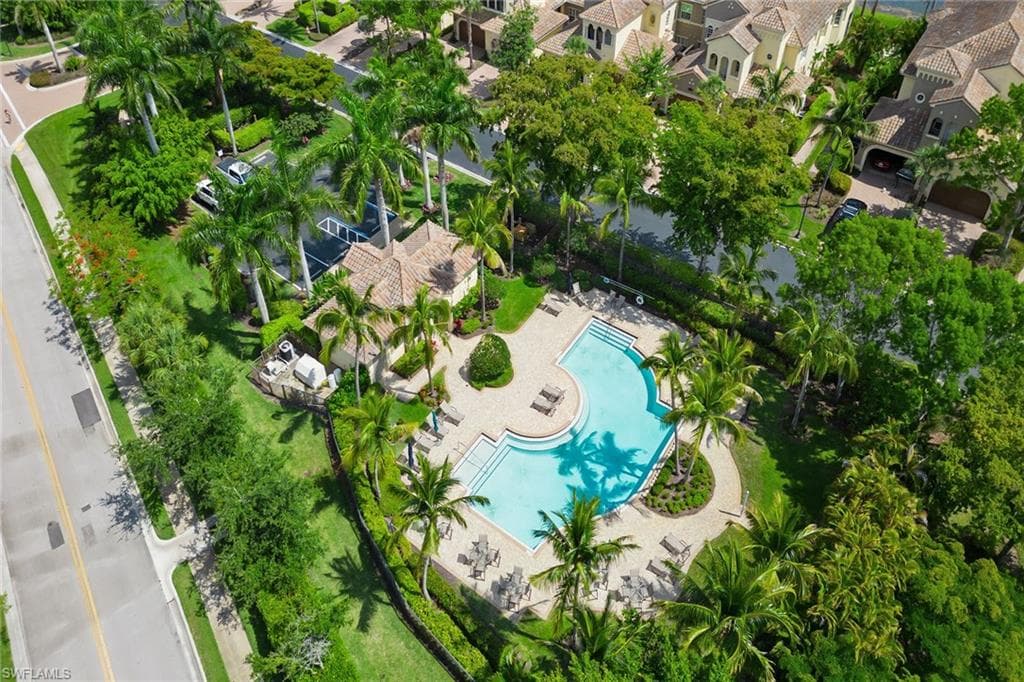 3755 Montreux Ln 201, Naples, FL 34114-38