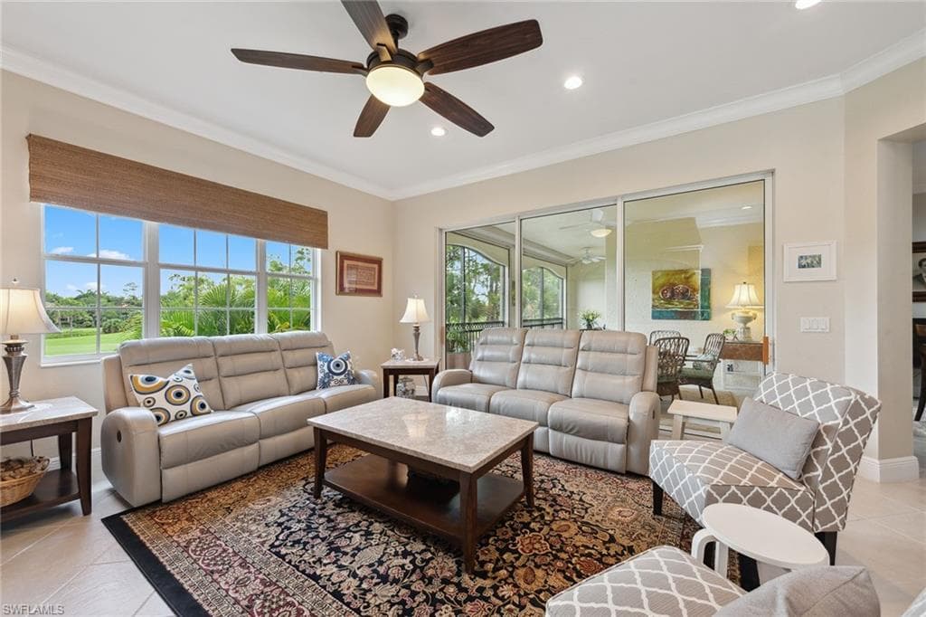 3755 Montreux Ln 201, Naples, FL 34114-8