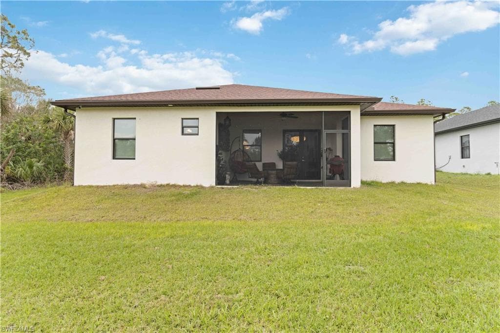 2960 6th Ave NE, Naples, FL 34120-27