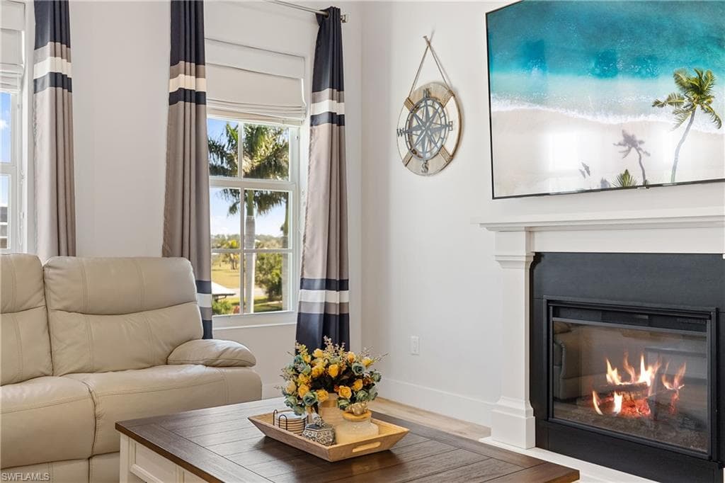 3967 Skyway Dr 14, Naples, FL 34112-27