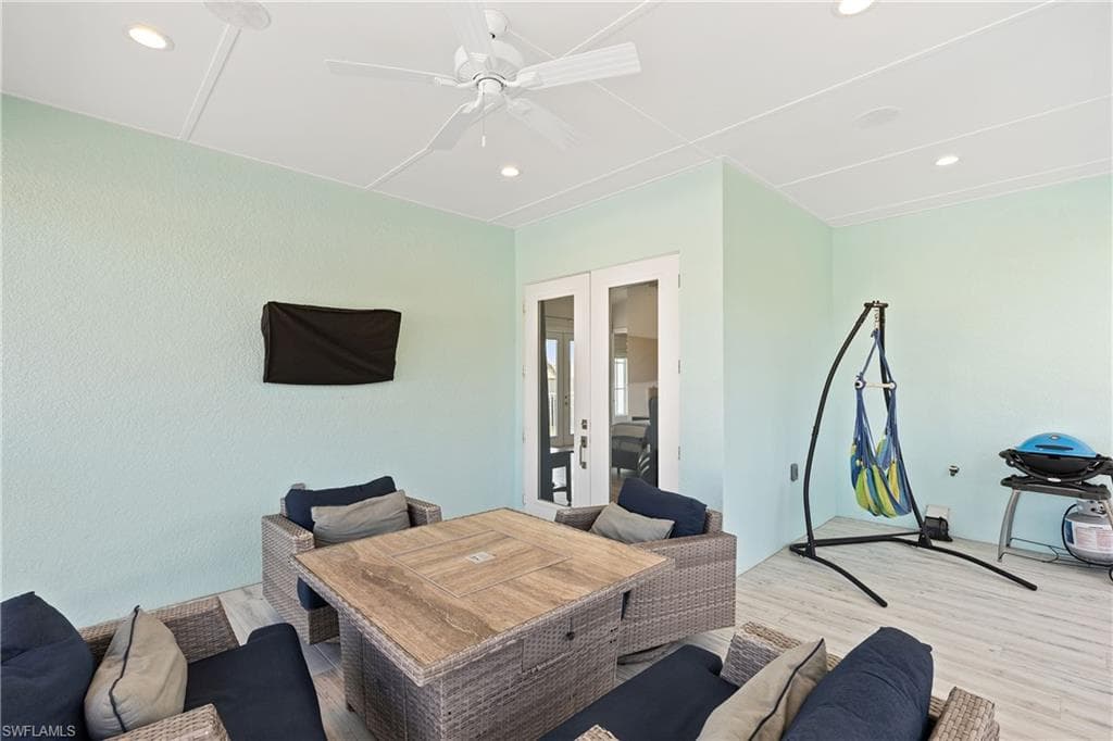 3967 Skyway Dr 14, Naples, FL 34112-39