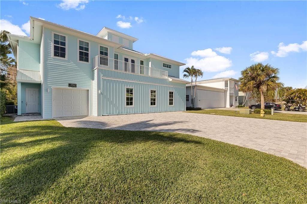 3967 Skyway Dr 14, Naples, FL 34112-44