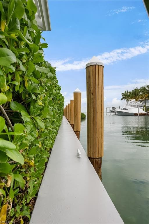186 Bayview Dr, Islamorada, FL 33036-44