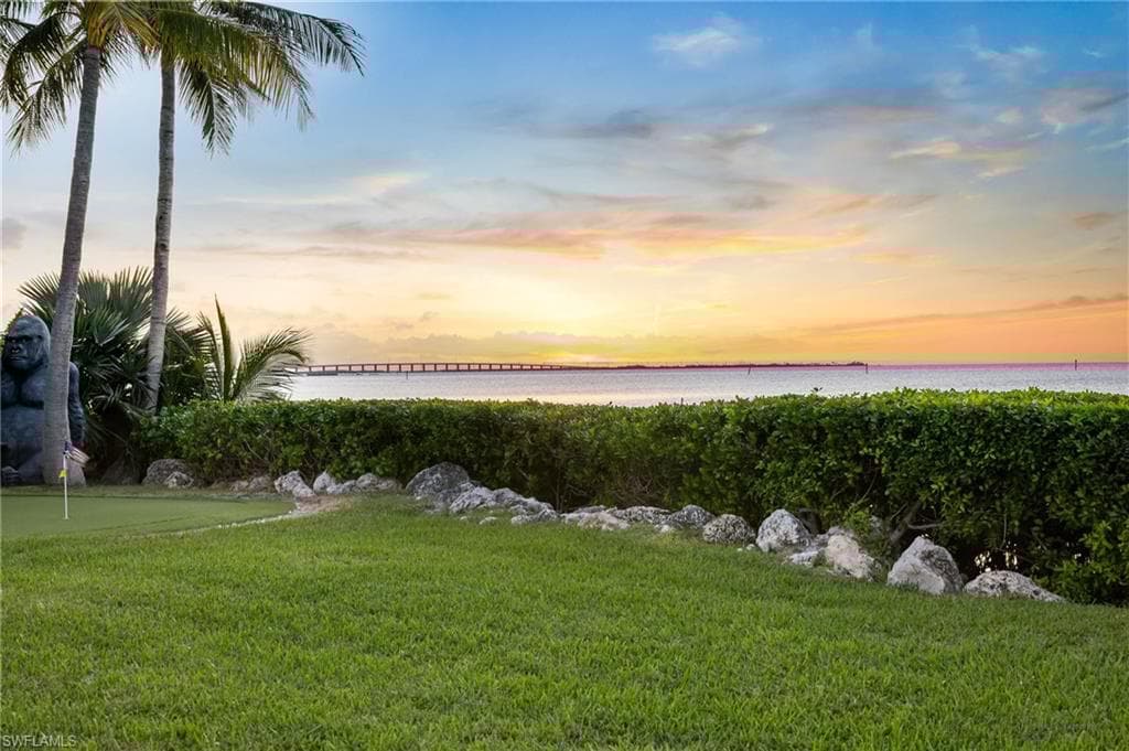 186 Bayview Dr, Islamorada, FL 33036-49