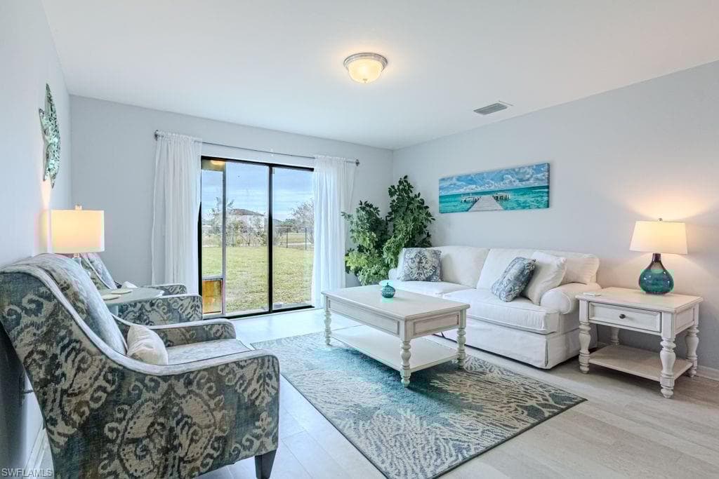 438 Shadow Lakes Dr, Lehigh Acres, FL 33974-2
