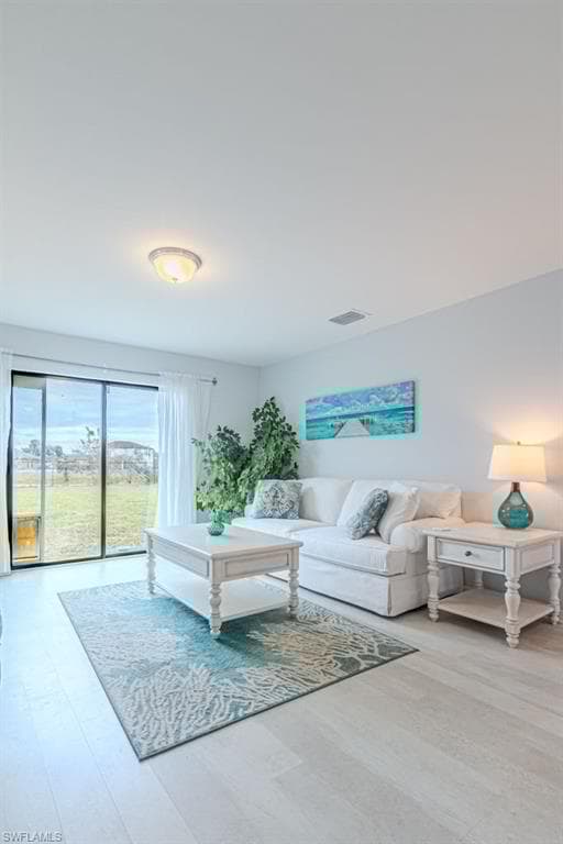 438 Shadow Lakes Dr, Lehigh Acres, FL 33974-8