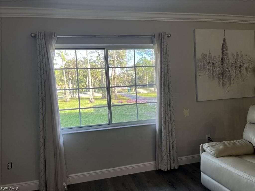 2111 23rd St SW, Naples, FL 34117-10