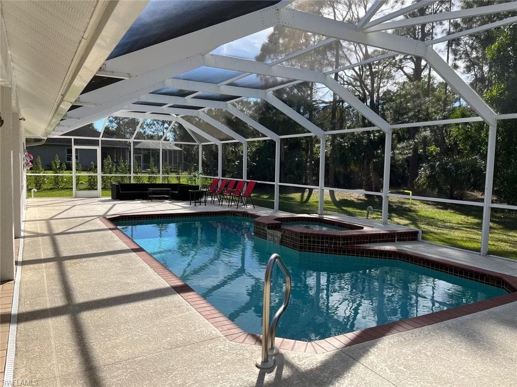 2111 23rd St SW, Naples, FL 34117-18
