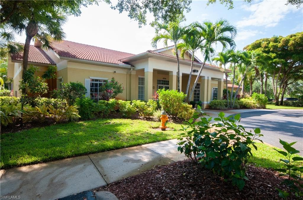 8288 Key Royal Ln 1435, Naples, FL 34119-11