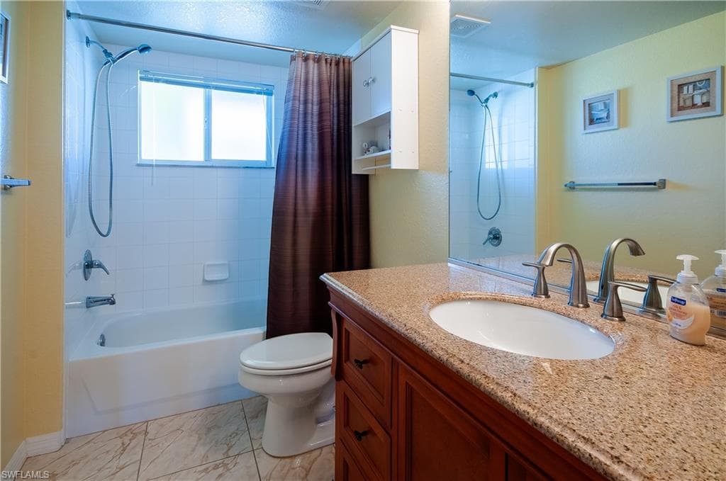 8288 Key Royal Ln 1435, Naples, FL 34119-28