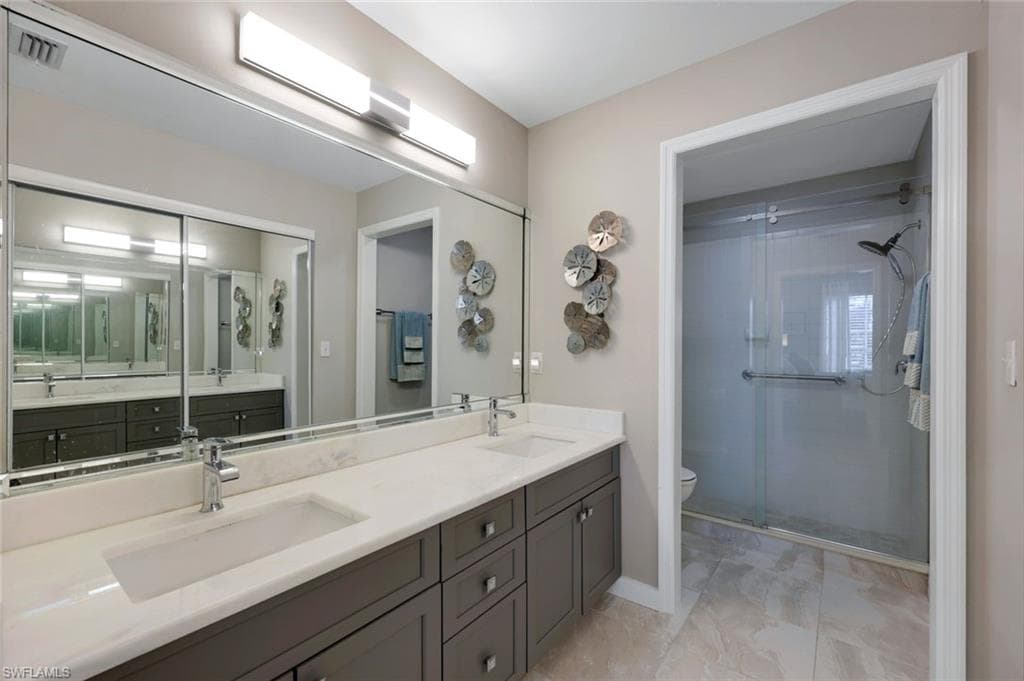 651 Wiggins Lake Dr 101, Naples, FL 34110-17