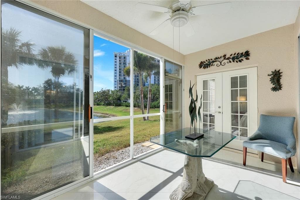 651 Wiggins Lake Dr 101, Naples, FL 34110-21
