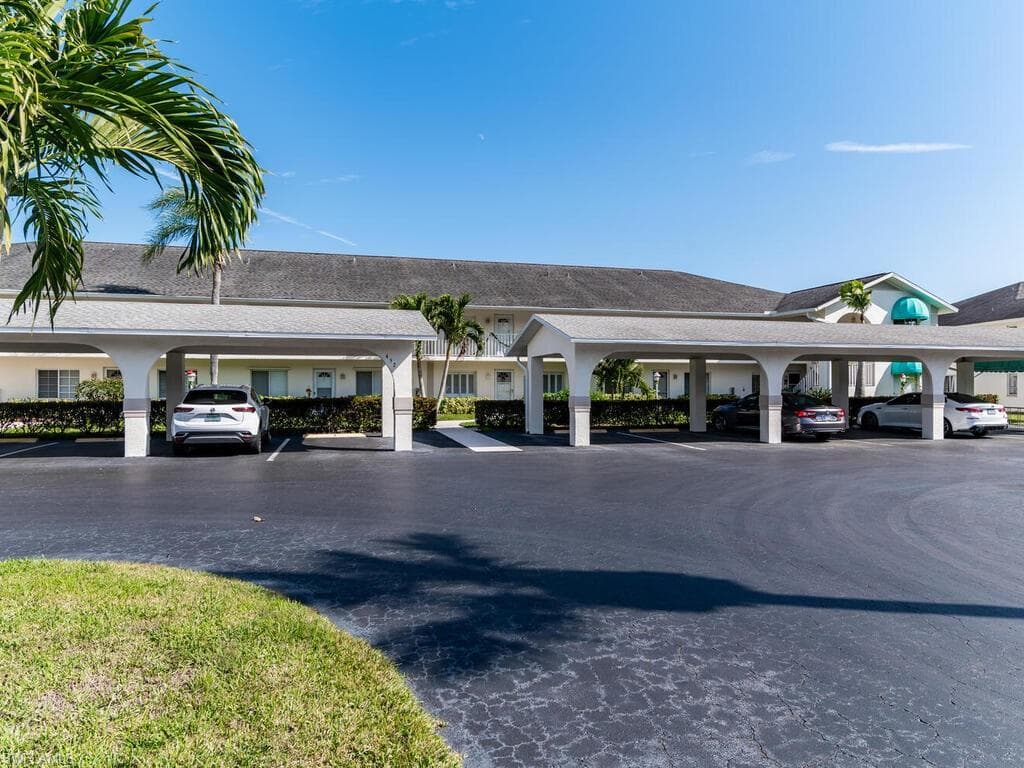 452 Belina Dr 2, Naples, FL 34104-22