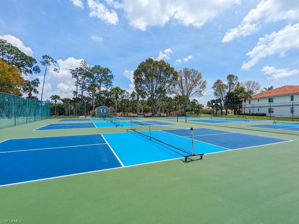 452 Belina Dr 2, Naples, FL 34104-24