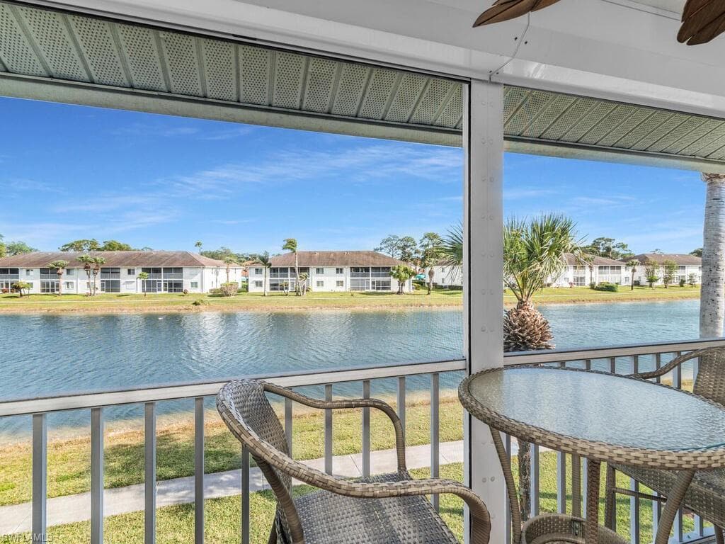 452 Belina Dr 2, Naples, FL 34104-2