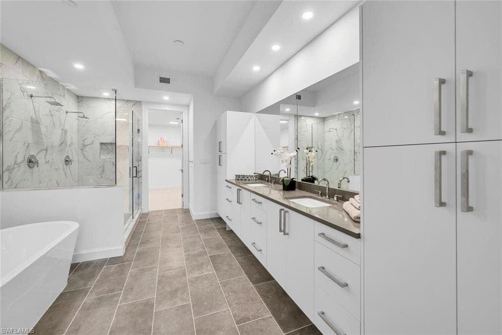 1125 Central Ave 467, Naples, FL 34102-11