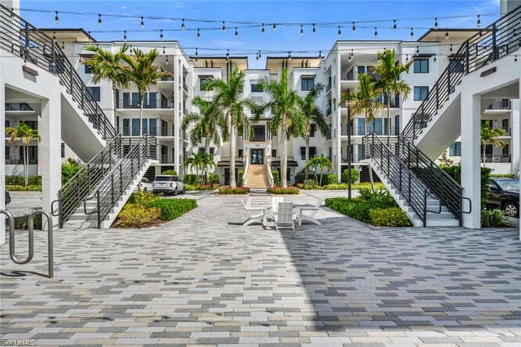 1125 Central Ave 467, Naples, FL 34102-17