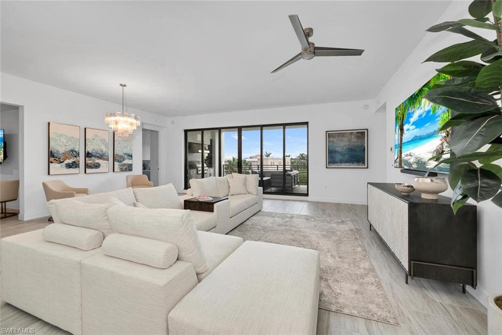 1125 Central Ave 467, Naples, FL 34102-2