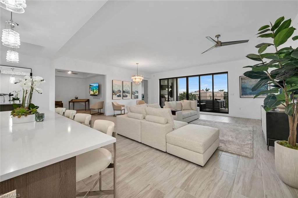 1125 Central Ave 467, Naples, FL 34102-7