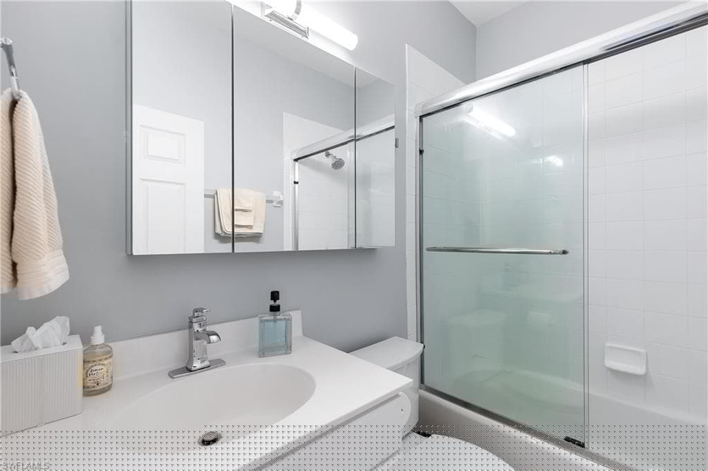 12868 Brynwood Way, Naples, FL 34105-20
