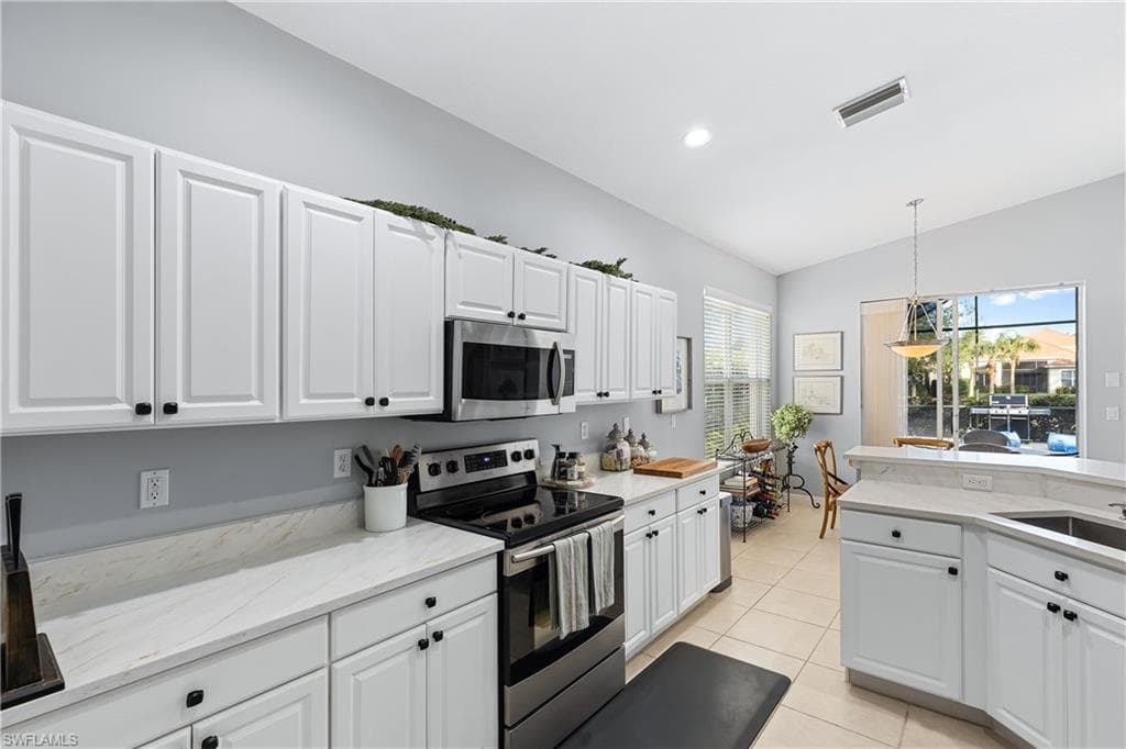 12868 Brynwood Way, Naples, FL 34105-29
