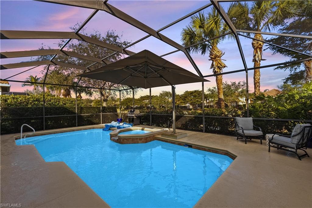 12868 Brynwood Way, Naples, FL 34105-5