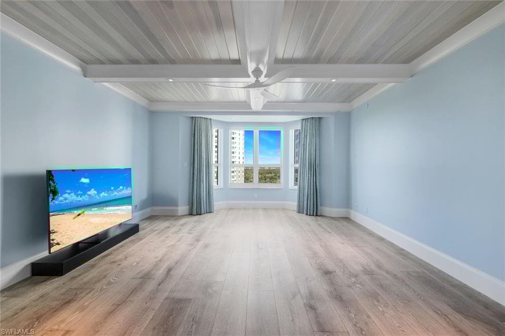285 Grande Way 1006, Naples, FL 34110-19