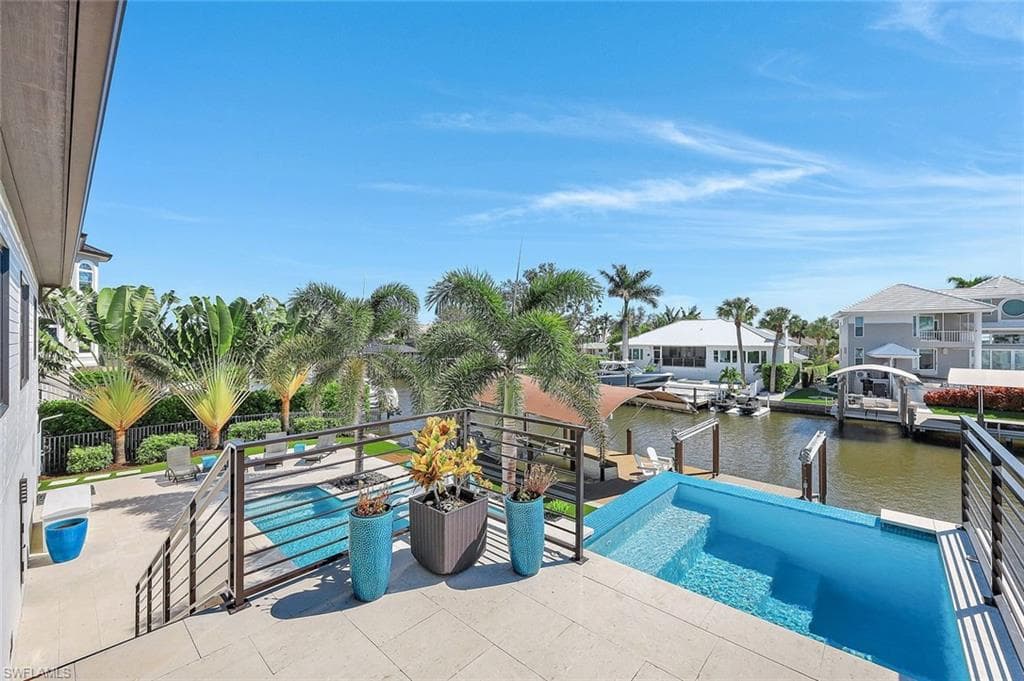 378 Seabee Ave, Naples, FL 34108-30