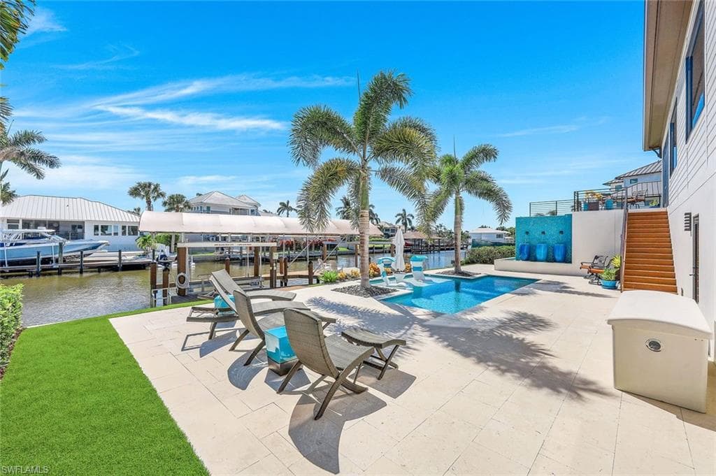 378 Seabee Ave, Naples, FL 34108-35