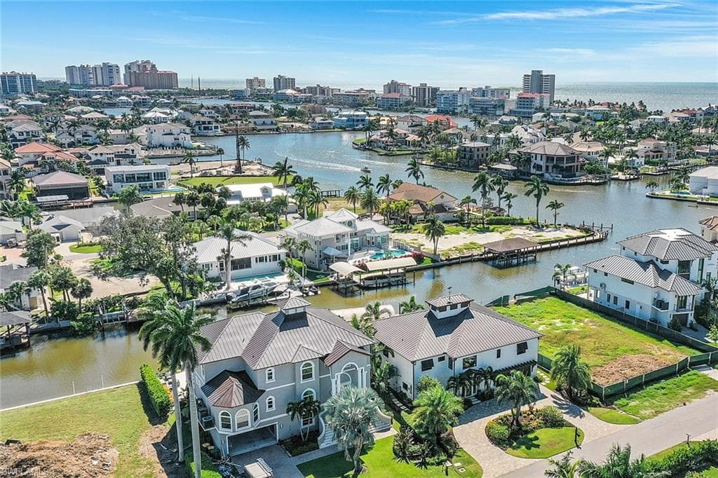378 Seabee Ave, Naples, FL 34108-39