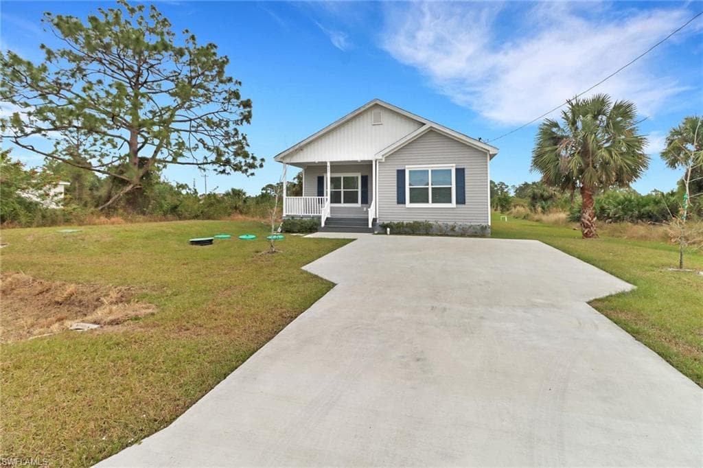 837 Da Vinci Ave S, Lehigh Acres, FL 33974-3