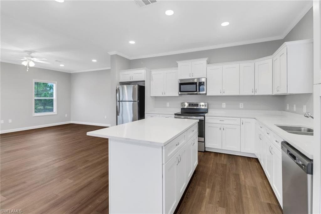 837 Da Vinci Ave S, Lehigh Acres, FL 33974-6
