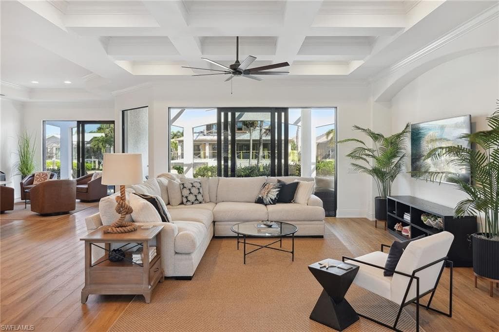 1812 Maywood Ct, Marco Island, FL 34145-10