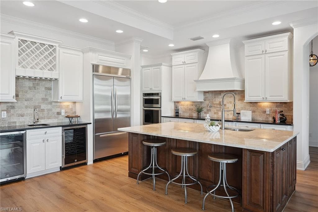 1812 Maywood Ct, Marco Island, FL 34145-15