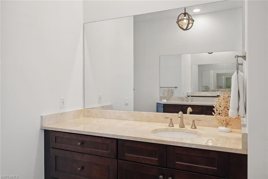 1812 Maywood Ct, Marco Island, FL 34145-38