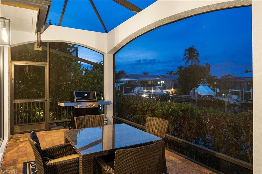 1812 Maywood Ct, Marco Island, FL 34145-3