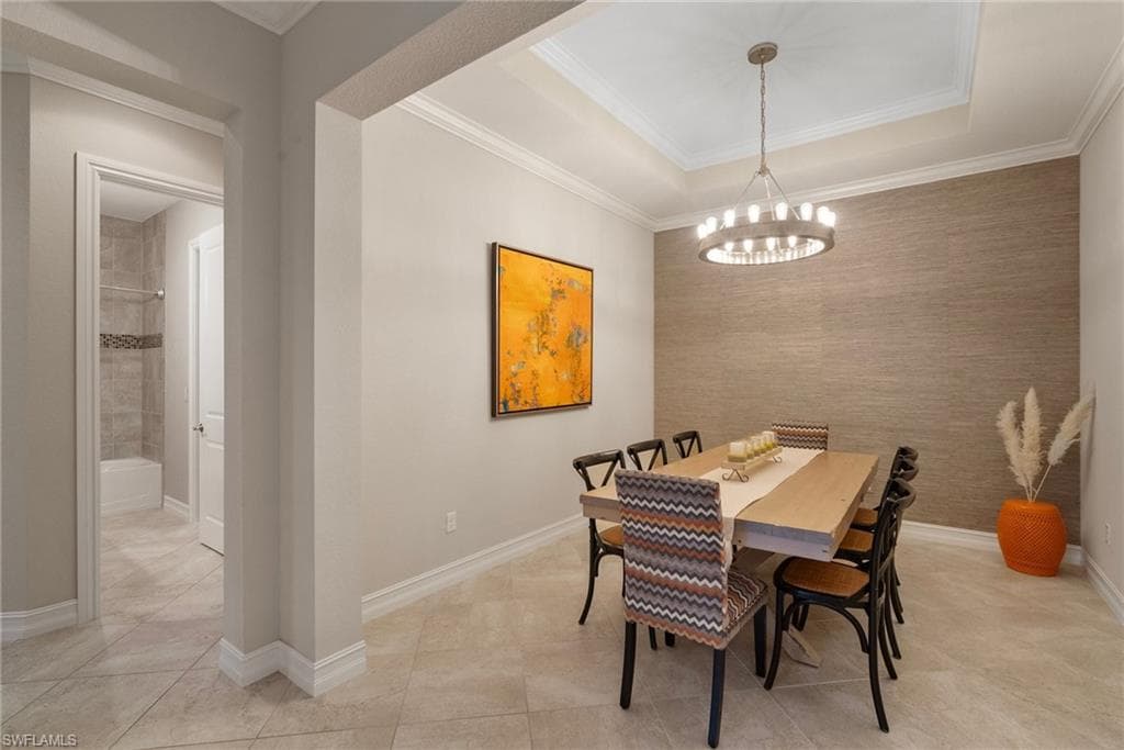 6589 Roma Way, Naples, FL 34113-15