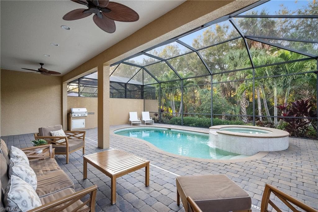 6589 Roma Way, Naples, FL 34113-27
