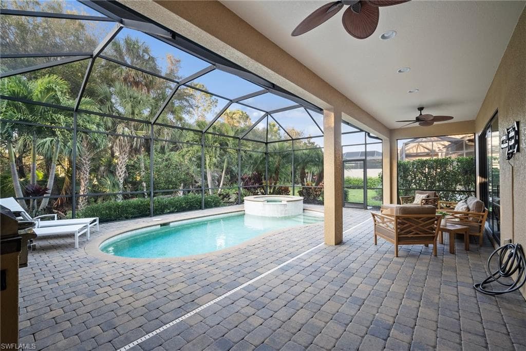 6589 Roma Way, Naples, FL 34113-29