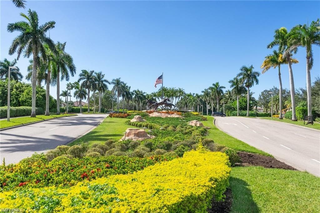 6589 Roma Way, Naples, FL 34113-40