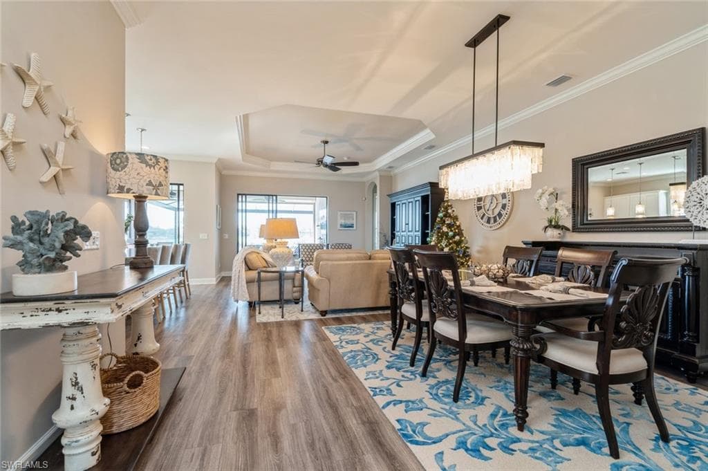9410 Terresina Dr, Naples, FL 34119-20