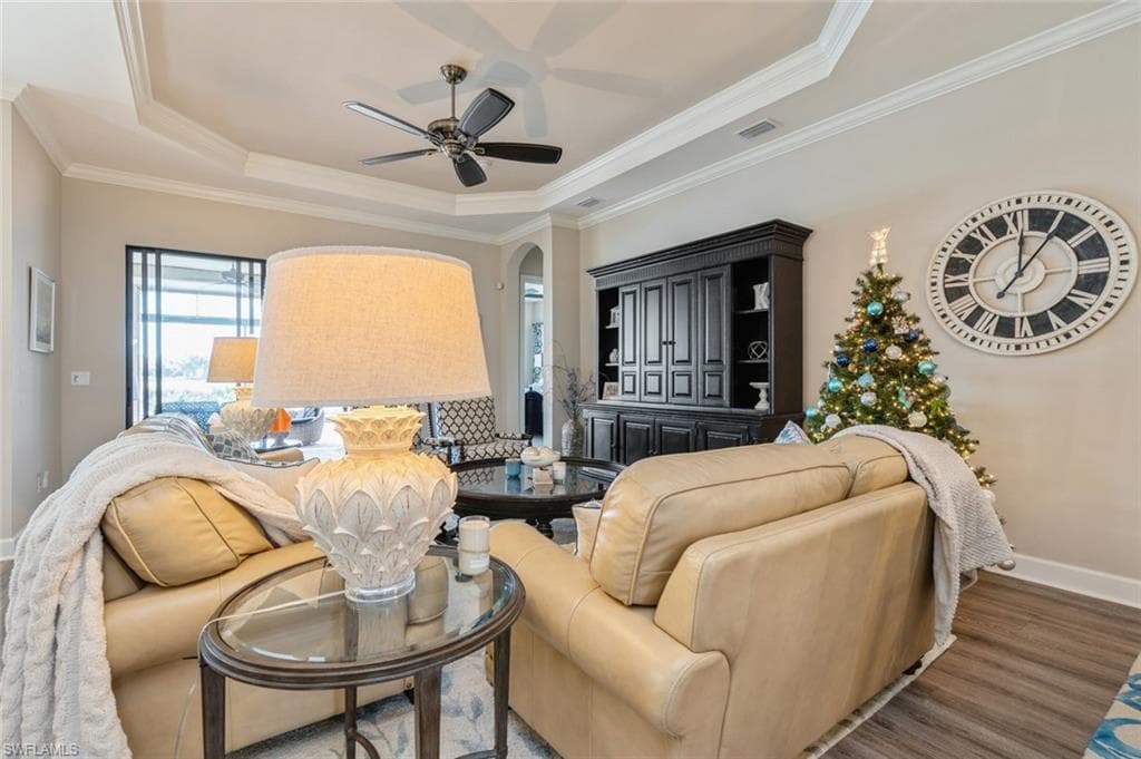9410 Terresina Dr, Naples, FL 34119-23