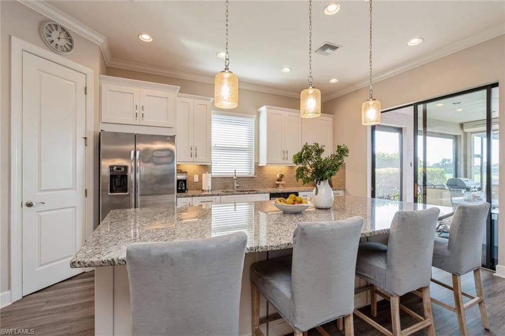 9410 Terresina Dr, Naples, FL 34119-30