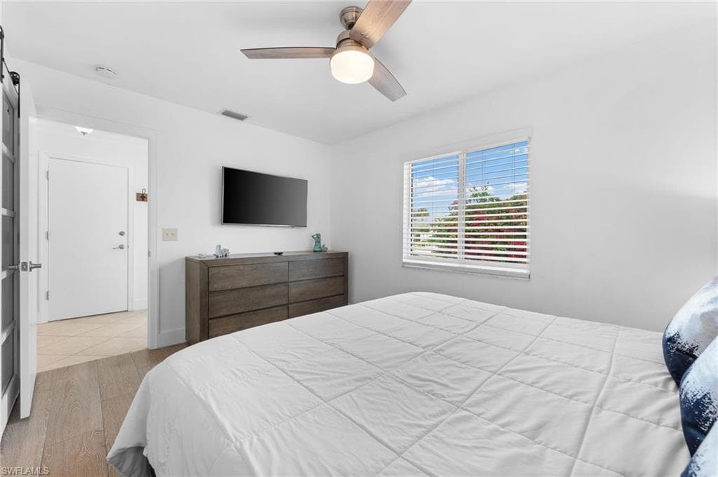 534 97th Ave N, Naples, FL 34108-29