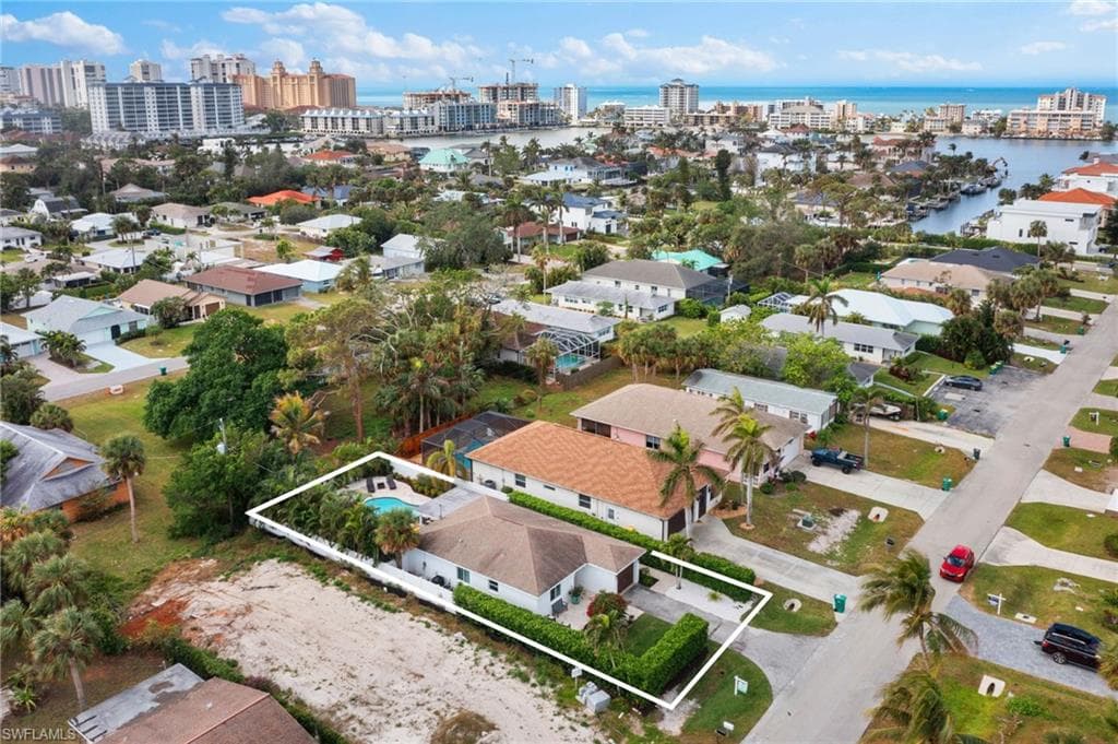 534 97th Ave N, Naples, FL 34108-35