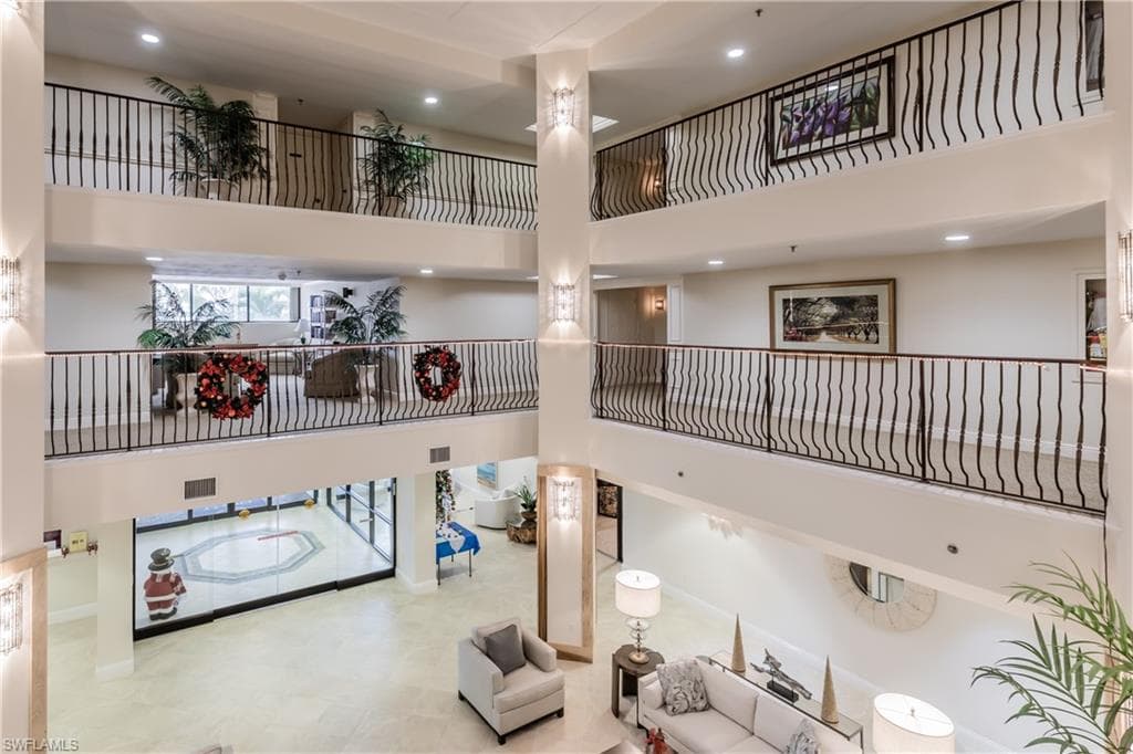 520 Collier Blvd 304, Marco Island, FL 34145-24