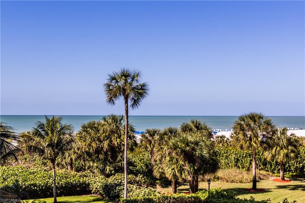 520 Collier Blvd 304, Marco Island, FL 34145-7
